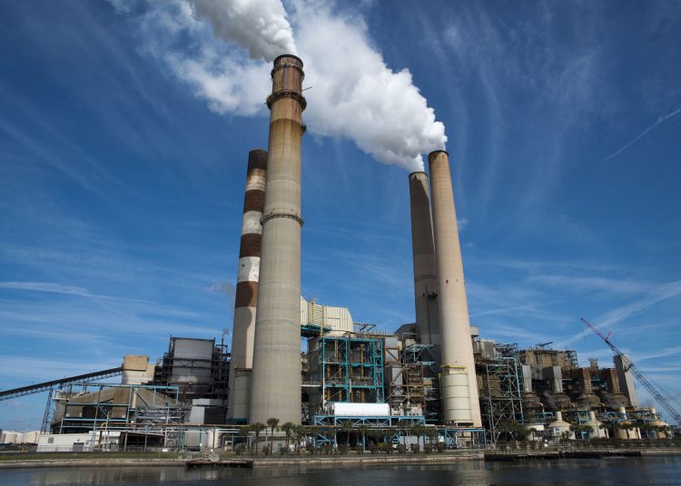 Sector bancario prioriza el impacto medioambiental para los financiamientos de proyectos.