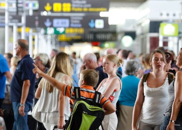 Las cifras reflejan una tendencia al alza en el turismo tras la pandemia de la covid-19 en México, que tuvo 42.15 millones de turistas internacionales durante 2023, un 10% más que en 2022.