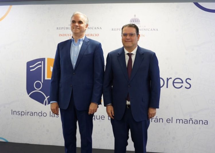 MICM y Minerd destacaron la importancia de fortalecer el talento joven para responder a las nuevas necesidades del mercado laboral.