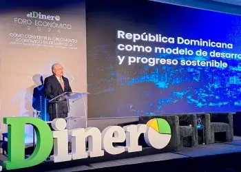 Miguel Lama en su participación en el Foro Económico de elDinero.
