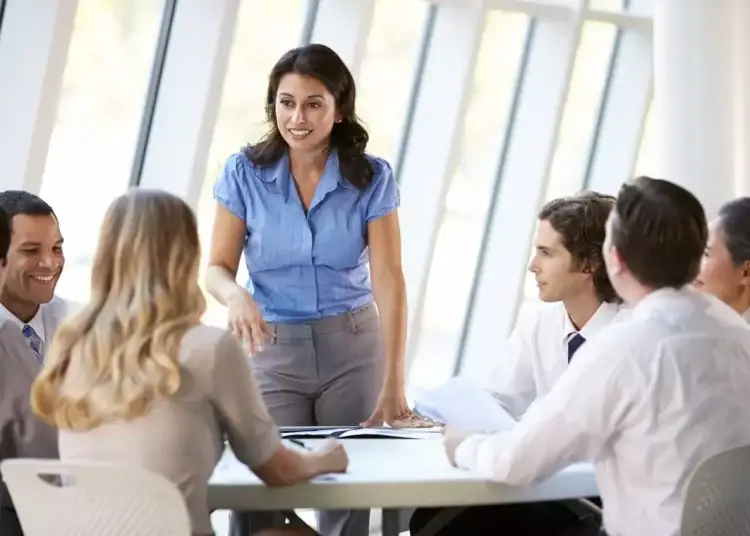 El 53% de los mandos “millennial” aseguran sufrir estrés laboral, mientras que el 27% de estos directivos cree que podría dejar su empleo actual en los próximos seis meses.