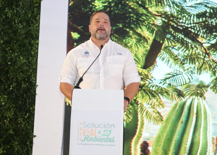 Paíno Henríquez dice que Jardín Botánico no había sido remozado en más de 30 años.