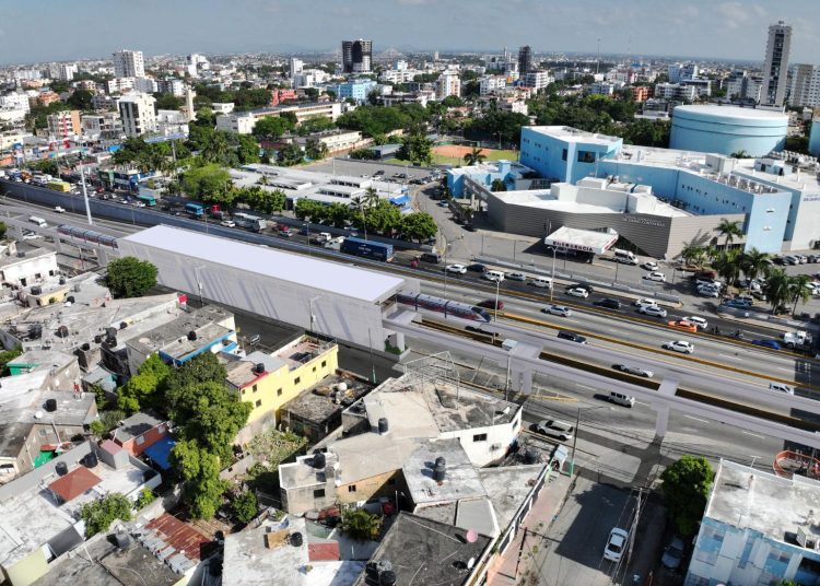 El Monorriel de Santo Domingo atenderá una demanda inicial de 12,500 pasajeros por hora.
