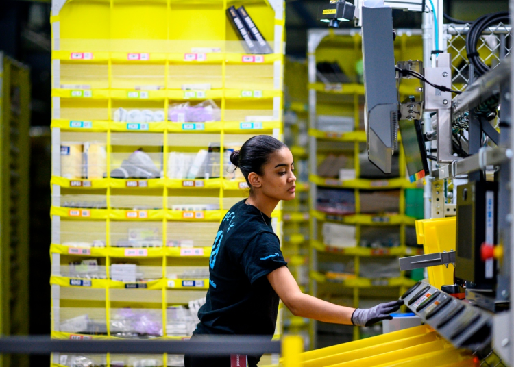 El panorama es menos alentador cuando se incluyó en el análisis a los padres y madres que trabajan medio tiempo. - Fuente externa.