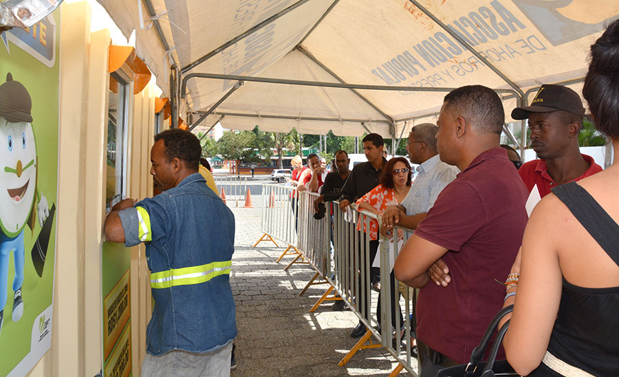 Los cobros de recargos, multas e intereses a contribuyentes que se atrasan pueden elevar con creces la deuda inicial con el fisco.