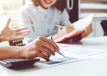 La entidad monetaria explicó que el crecimiento económico favoreció con el aumento del empleo formal.