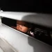La directora de Save the Children en Haití, Chantal Sylvie Imbeault, afirma que los grupos armados queman barrios enteros, los niños quedan atrapados en el fuego cruzado y se priva a las familias de sus derechos más básicos en cuanto a atención sanitaria, alimentos y agua potable.