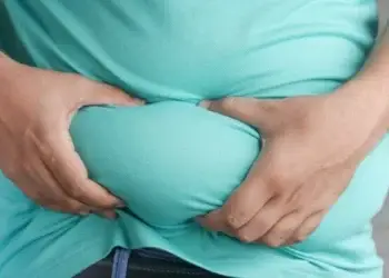 Los altos niveles de IMC tienen su reflejo en la salud de los dominicanos, de tal forma que en 2021 hubo 3,516 muertes prematuras debido a ello y había 82,068 personas con problemas de salud asociados a ese factor.