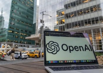 Apple pide que se interroguen a exempleados de la compañía nombrados en la demanda.