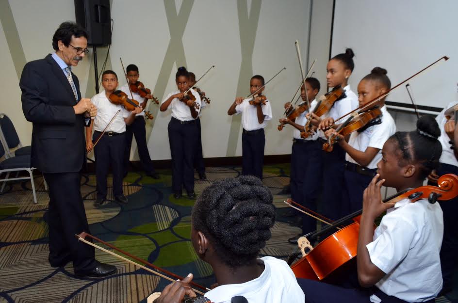 orquesta f refidomsa