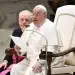 Las palabras del papa llegan después de la política de puño duro contra los migrantes del presidente de Estados Unidos, Donald Trump, que ha comenzado las expulsiones de latinoamericanos llegados al país.