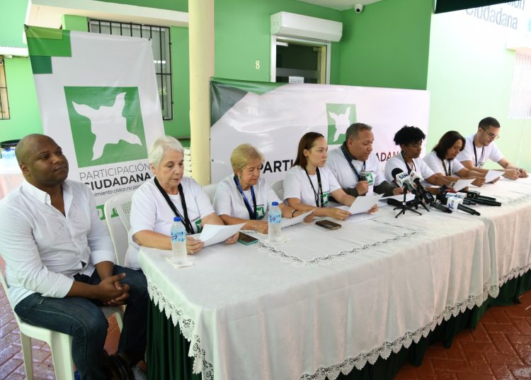 Con relación al proselitismo electoral, aseguró que se notó propaganda impresa, gorras, camisetas y gafetes.