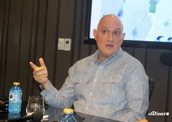 Pável Isa Contreras, ministro de Economía, Planificación y Desarrollo en visita a elDinero.