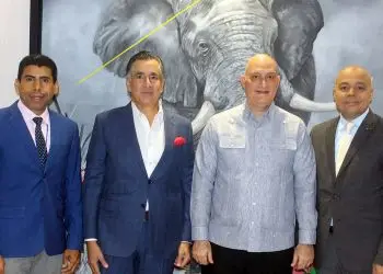 Pável Isa Contreras visitó a elDinero y fue recibido por Carlos José Martí, Jairon Severino y Esteban Delgado.