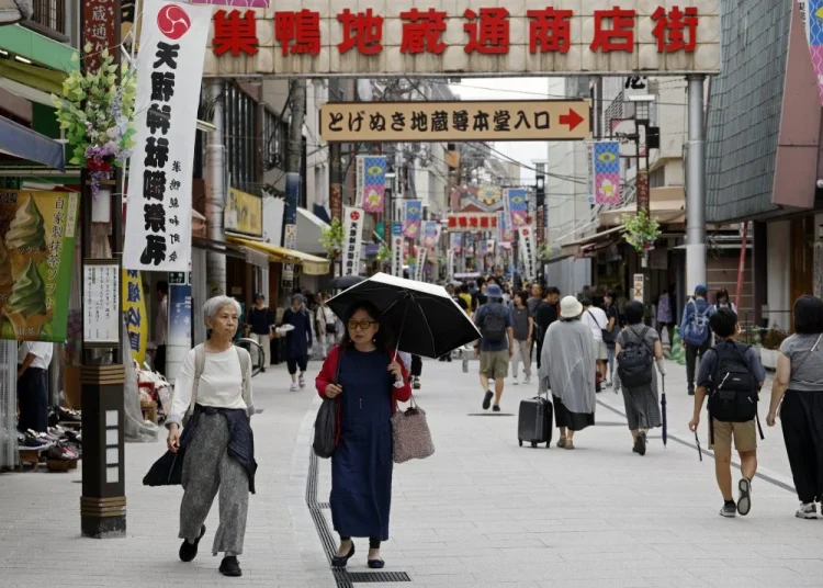 En 2023, la población de Japón decreció en 2023 por decimoquinto año consecutivo, hasta los 124.8 millones de habitantes. - Fuente externa.