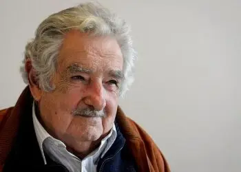 Dice que Mujica deja un legado de humildad, integridad y compromiso con los más vulnerables. 
