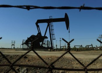 El petróleo estadounidense avanzó ayer más de un 3.4% por las esperanzas de que se erigiese como principal sustituto para reemplazar al crudo libio.