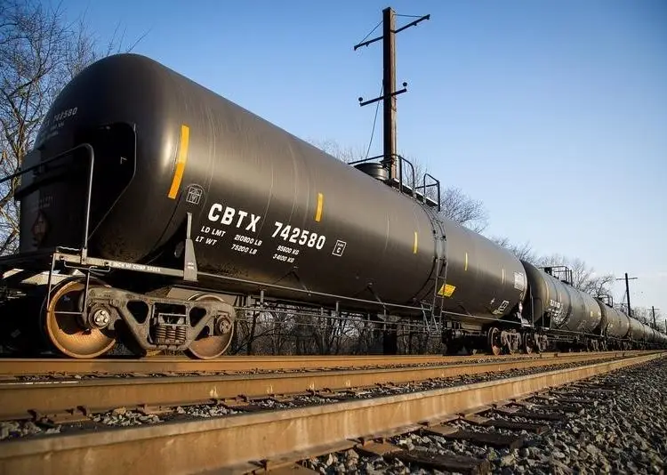 El sábado, la alianza OPEP+ decidió aumentar su oferta de petróleo.