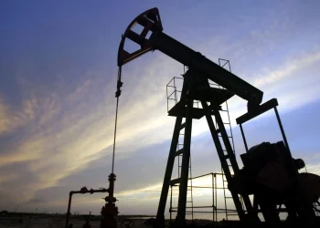 En el curso de la semana, el Texas ha ganado un 2.7%, azuzado por la tensión en Oriente Medio no solo en Gaza, sino también en la frontera entre Israel y Líbano y por las cifras de consumo de gasolina, que se acercan a los niveles prepandemia, con 9.4 millones de barriles la pasada semana.