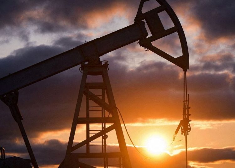El mercado tiene el foco puesto en la OPEP+, que tiene previsto incrementar su producción en diciembre.