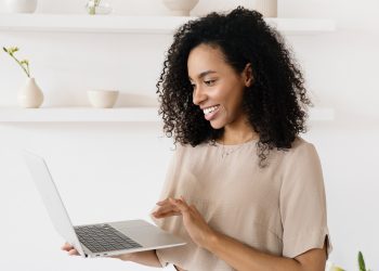 En América Latina el 70% de las pymes cierran antes de los cinco años de creada por falta de financiamiento, estrategias y barreras tecnologicas. - Fuente externa.