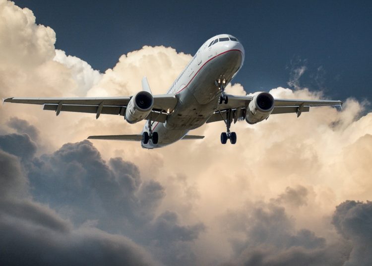 El tráfico aéreo internacional subió un 29.7% interanual en el décimo mes del año. - Fuente externa.