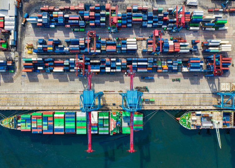 Las exportaciones nacionales se han rezagado considerablemente, mostrando un decrecimiento constante en los últimos años. - Pexels.