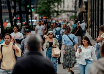 El dato intertrimestral aumentó un 0.7%.
