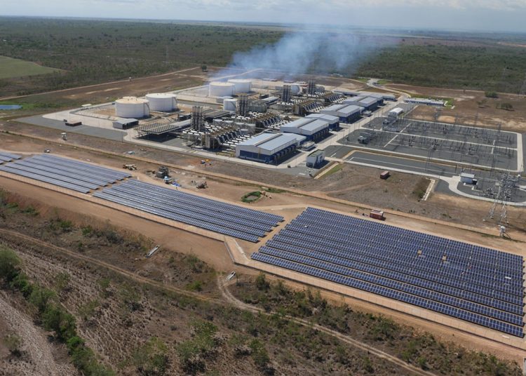 El sistema eléctrico nacional es diversificado, con fuentes renovables y de combustibles fósiles (gas natural, carbón y derivados de petróleo).