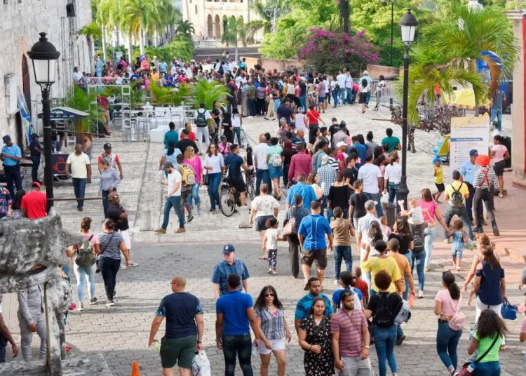 En 2024, la población alcanzó los 216.2 millones de habitantes en la subregión, según la CEPAL.