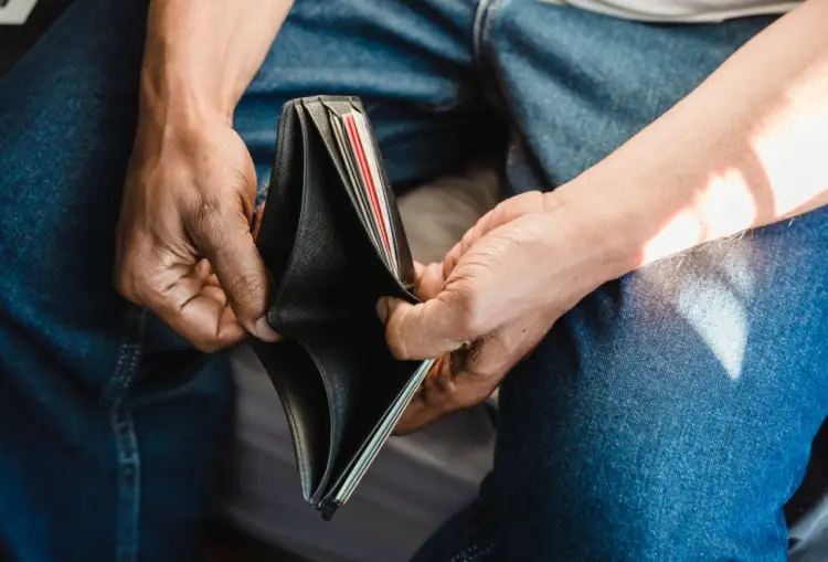 La tasa de pobreza monetaria en la zona urbana se redujo 4 puntos porcentuales en el tercer trimestre de 2024.