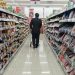 El incremento del indicador, que excluye los precios de los alimentos frescos por su alta volatilidad, muestra una desaceleración con respecto al aumento del 2.8% interanual de febrero. - Fuente externa.