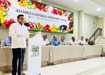 La juramentación de Serrano se llevó a cabo en la asamblea anual ordinaria de la JAD.