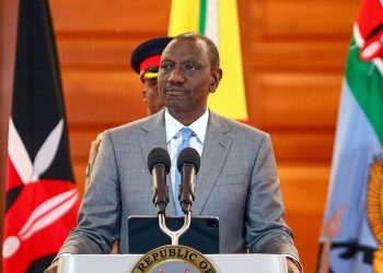 "El pueblo ha hablado", subrayó Ruto, quien abogó por "tener una conversación sobre cómo gestionar juntos los asuntos del país y la situación de la deuda", y proponer "un compromiso con los jóvenes".