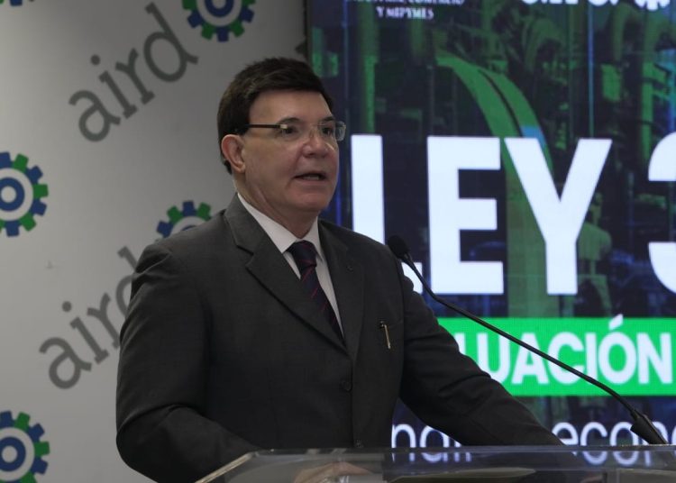 Presidente de la AIRD, Julio Virgilio Brache. Fuente externa.