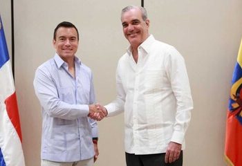 Los presidentes de Ecuador y República Dominicana avanzan en un posible acuerdo comercial bilateral.