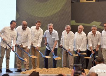 El presidente Luis Abinader ha participado en el inicio de diversos proyectos e inauguración de otros en la región Noroeste. | Lésther Álvarez