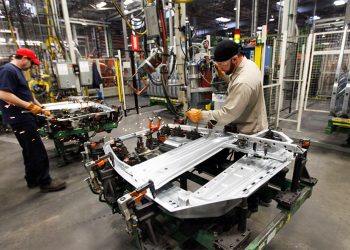 La producción industrial de la primera economía mundial fue en abril de este año un 0.4% inferior a la del mismo mes de 2023.