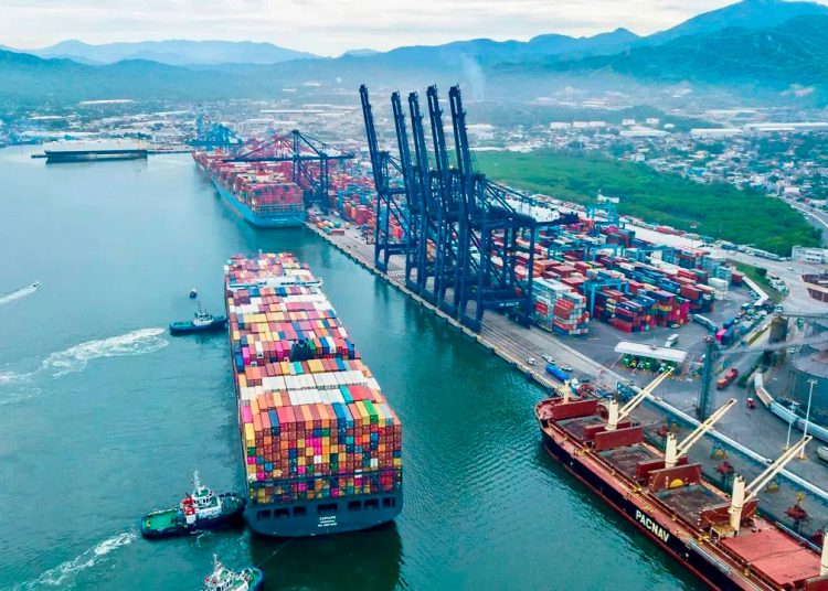 La obra incluye la construcción de un muelle principal.