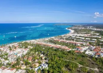 De acuerdo con el informe, Punta Cana ocupa el cuarto lugar entre los 15 principales destinos para estadounidenses y canadienses.