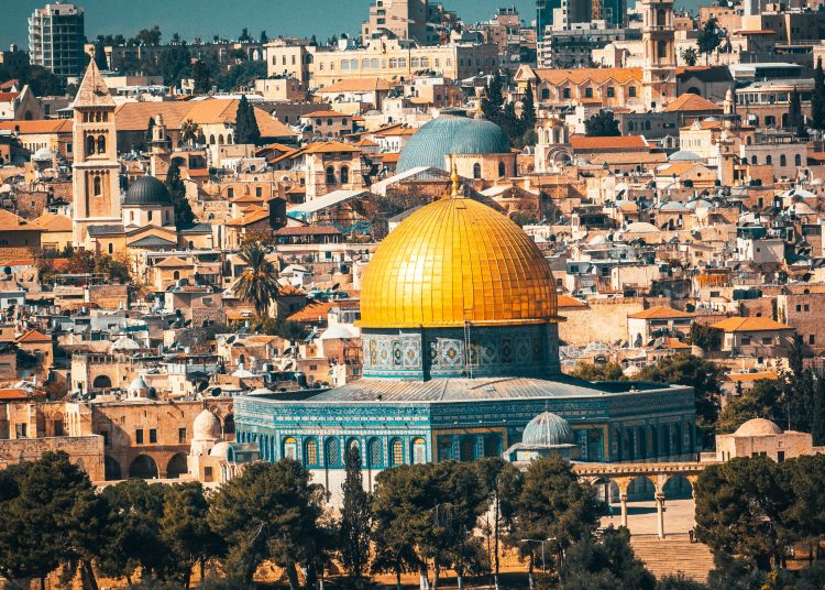 Para 2025, la economía de Israel debería repuntar con un crecimiento del 5.4%, según las proyecciones del FMI. - Fuente externa.