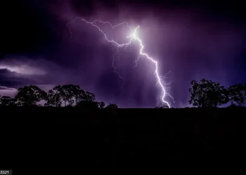 El fenómeno meteorológico se centra en Baleares.