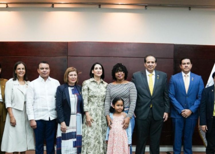 En los años 2024 y 2025, el país, de igual manera, recibió el premio Country CureAll Winner, por el fortalecimiento de la atención del cáncer infantil.