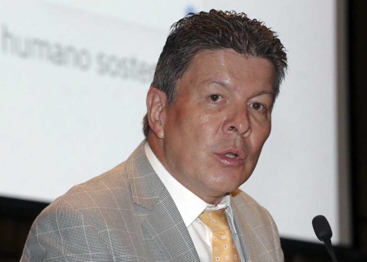 El "Séptimo Informe Estado de la Región 2025" indica beneficios crecimiento económico no se distribuyen de forma equitativa.