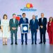 Steve Puig, Rosanna Ruiz, Christopher Paniagua, el ministro de Turismo David Collado, Leonardo
Aguilera, Juan Bancalari, Aguie Lendor y el superintendente de Bancos Alejandro Fernández W.