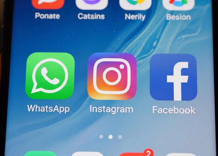 La falta de control sobre el algoritmo de recomendación es una de las principales críticas que recibe este elemento central de redes sociales y servicios de 'streaming'.