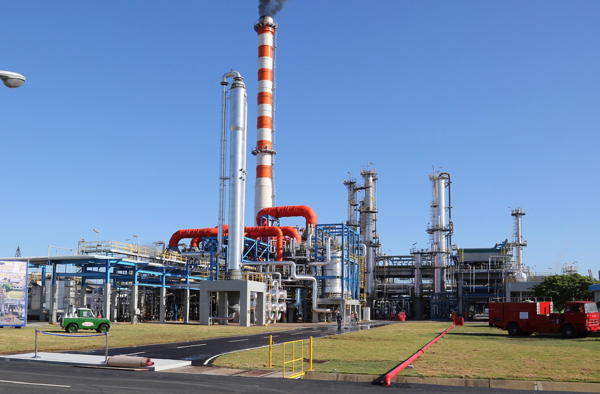 refineria petroleo
