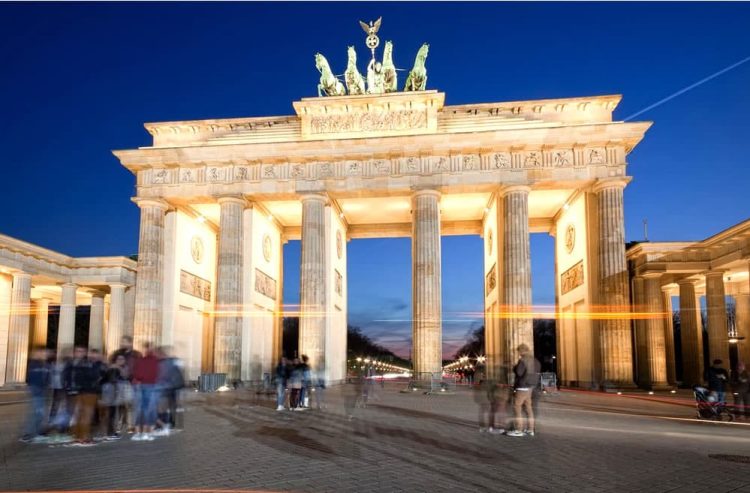 Puerta de Brandeburgo (Berlín). - Fuente externa.