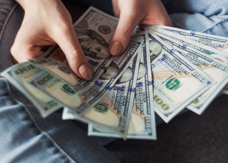 En República Dominicana, el Banco Central (BCRD) informó que entre enero y agosto de 2025 las remesas recibidas alcanzaron los US$7,921.0 millones.