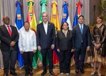 Abinader puso énfasis nueva vez en la importancia de la transparencia y la rendición de cuentas para el fortalecimiento de la democracia.